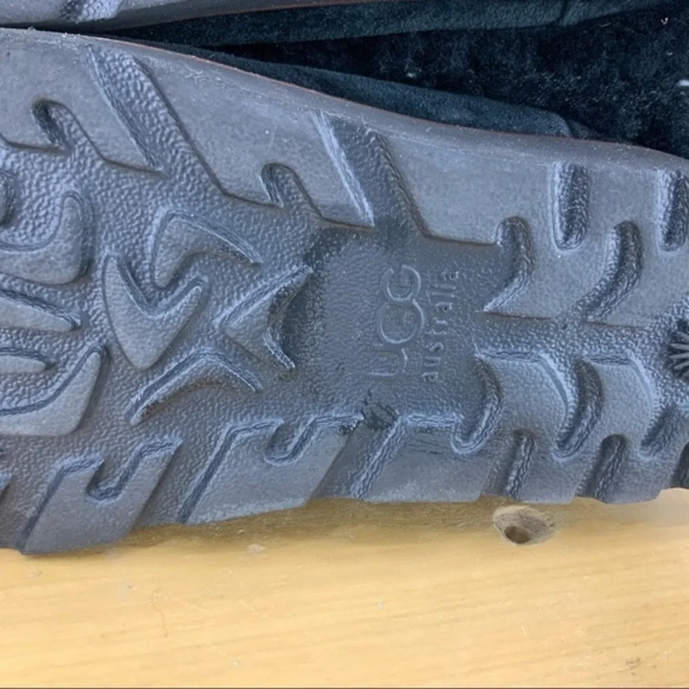 ugg Australia maylin black boot 5